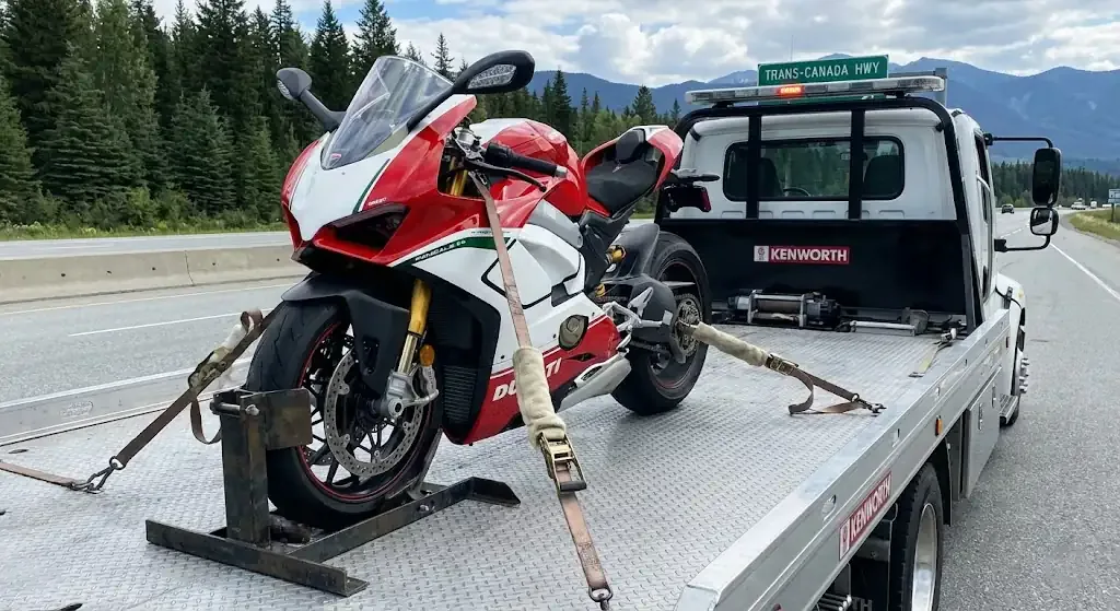 Montreal motorcycle tow truck service